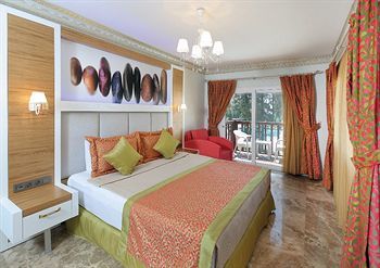 Hotel Camelot Boutique & Beach