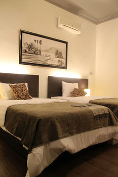 Adore Hotel