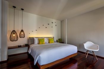 The Aviary Hotel