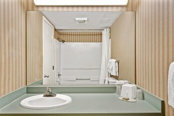 Motel Super 8 Raleigh Northeast