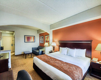 Hotel Comfort Suites Beachside
