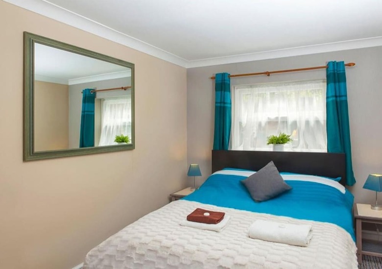 Hotel 261