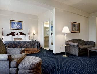 Hotel Wingate By Wyndham - Atlanta At Six Flags