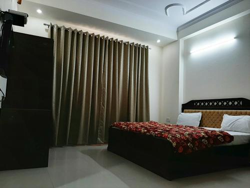 Hotel Oyo Rooms Valley View Picture Palace