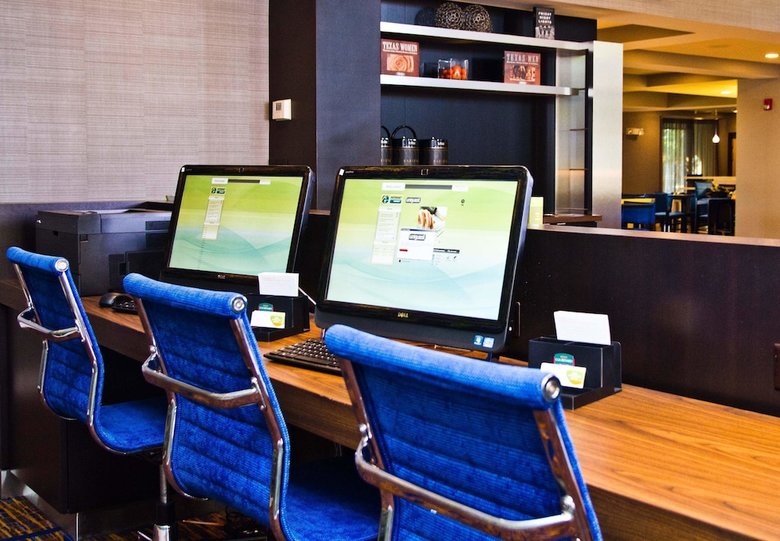 Hotel Courtyard By Marriott Dallas Richardson At Campbell