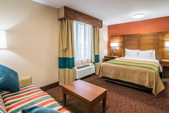 Hotel Comfort Inn And Suites
