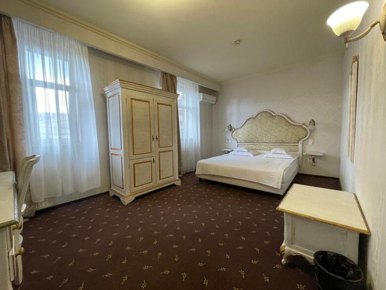 Best Western Topaz Hotel