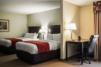 Hotel Comfort Suites Bloomington