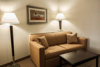 Hotel Comfort Suites Bloomington