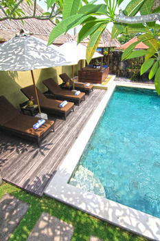 Hotel Kubu Kedungu Villas