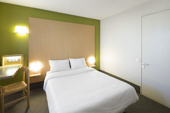 Hotel B&B H�tel Tours Centre St-avertin