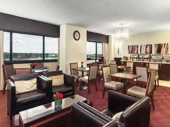 Sheraton Edison Hotel Raritan Center