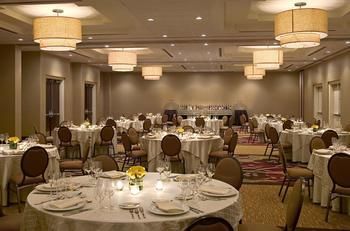 Sheraton Edison Hotel Raritan Center