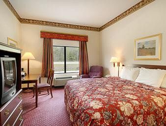 Hotel Days Inn And Suites, Jesup Ga