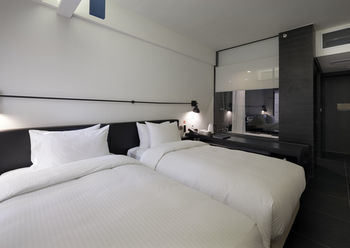 Golden Tulip M Seoul Hotel