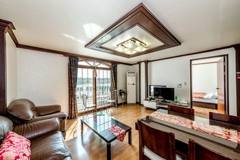 Hotel Jungmun Jejuhue Pension