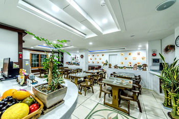 Hotel Jungmun Jejuhue Pension