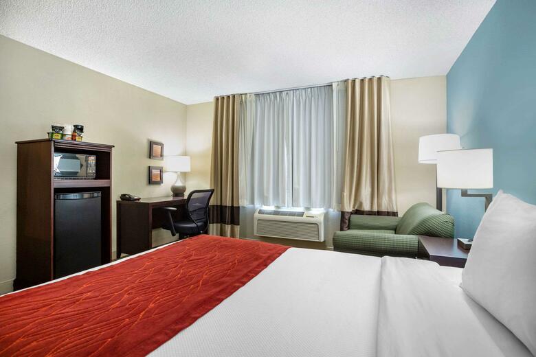 Hotel Comfort Inn And Suites Newark