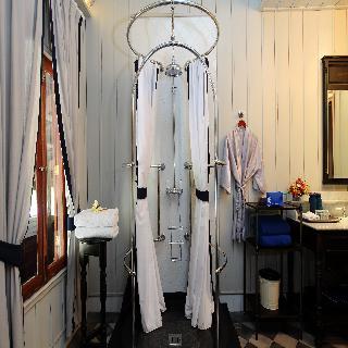 Bed & Breakfast Burasari Heritage Luang Prabang