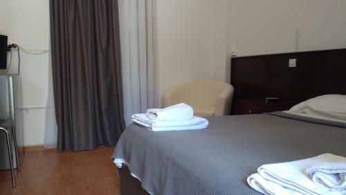 Tonia Hotel
