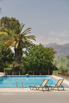 Aparthotel Douka Seafront Residences