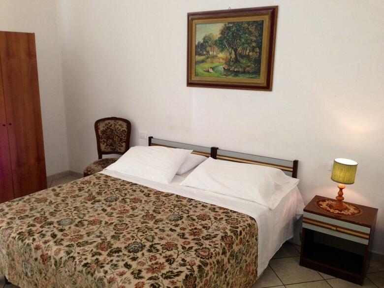Hostel Veronique