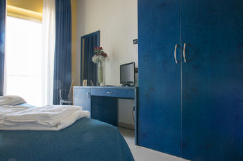 Hotel Belvedere, Torre Dell'orso