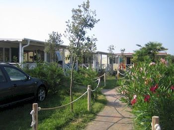 Campingvillaggio Atlanta E Mediterraneo - Campground