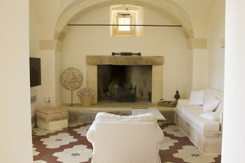 Hotel Masseria Lu Iundulu