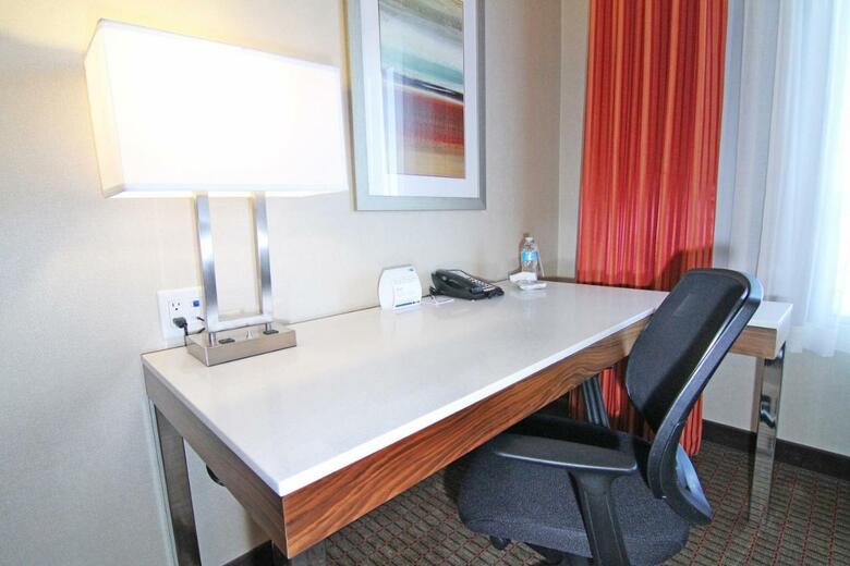 Hotel Holiday Inn Express Calgary Nw - University Area