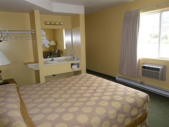 Motel Selkirk Inn