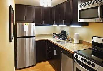 Hotel Towneplace Suites By Marriott Mississauga-arpt Corp Ctr