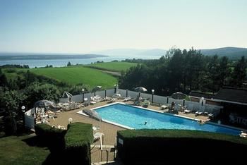 Hostal Auberge De Nos A�eux