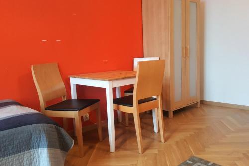 Cinnamon Hostel