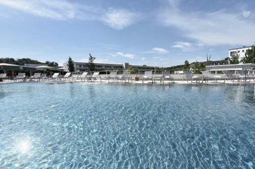 Reduce Hotel Vital