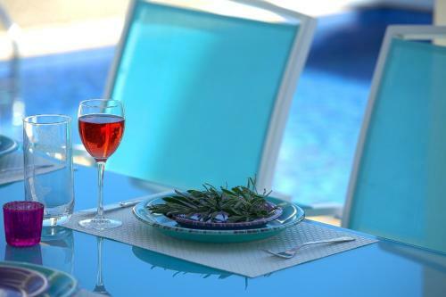 Villa Napa Pearl