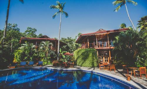 Hotel Tambor Tropical Beach Resort