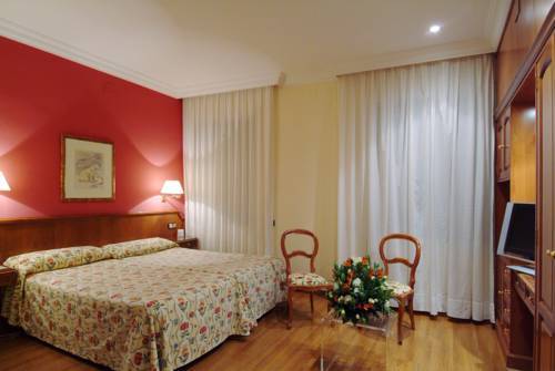 Hotel Regencia Col�n