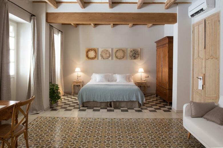Jard� De Ses Bruixes Boutique Hotel