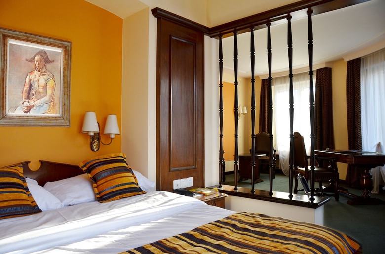 Athmos Hotel Center