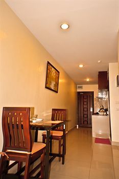 Apartamentos Sivalai Place