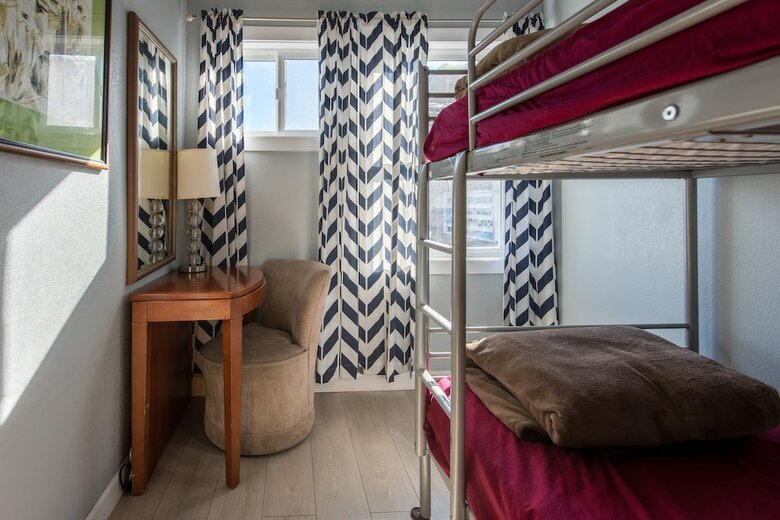 Albergue European Guest House