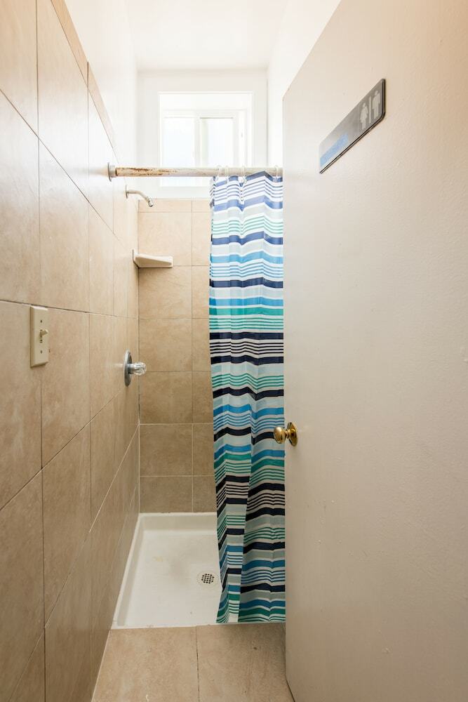 Albergue European Guest House