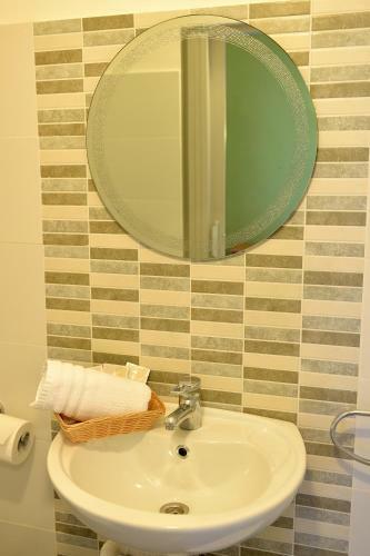 Hostal Sunstone Boutique Guest House