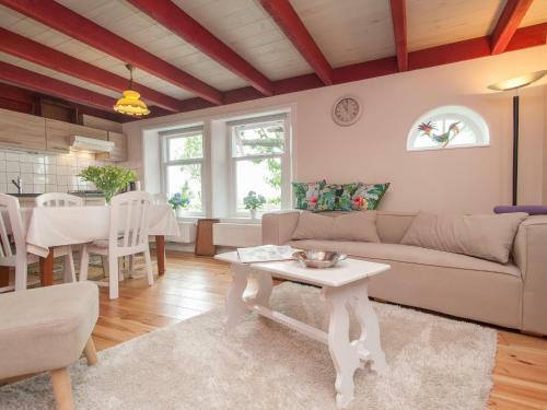 Beautiful Apartment In Burgerbrug Near Beach