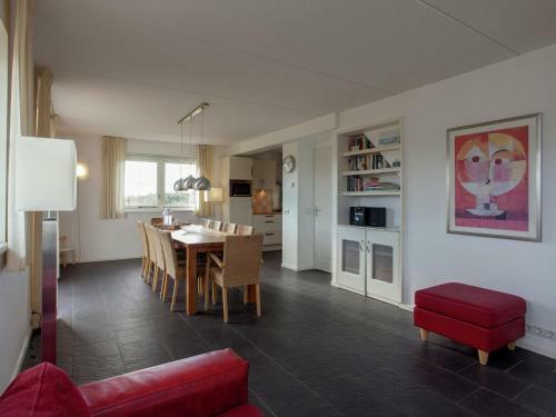 Spacious Villa In Vlieland With Terrace