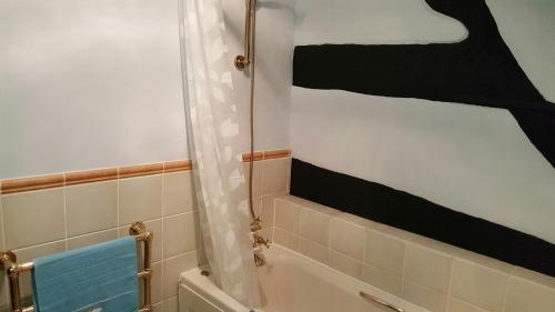 1 Mews Cottage