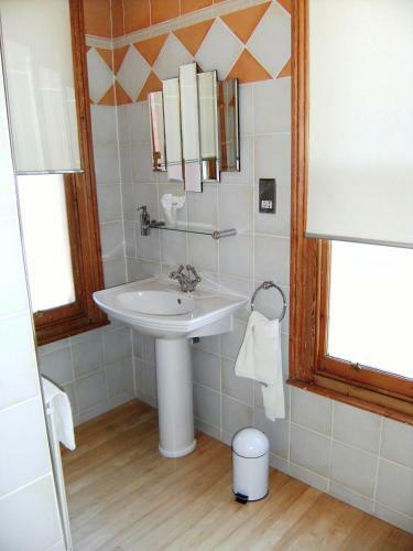 Bridge House Bed & Breakfast