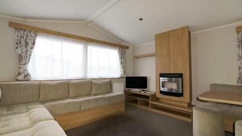 Bude Holiday Resort - Families And Couples Only