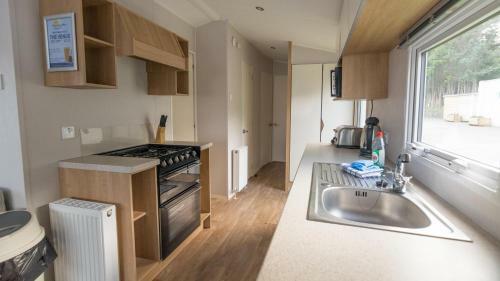 Bude Holiday Resort - Families And Couples Only